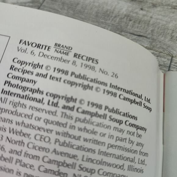 Campbells Holiday Classics 60 Fast Festive Recipes Cookbook Booklet 1998 - Picture 3 of 10